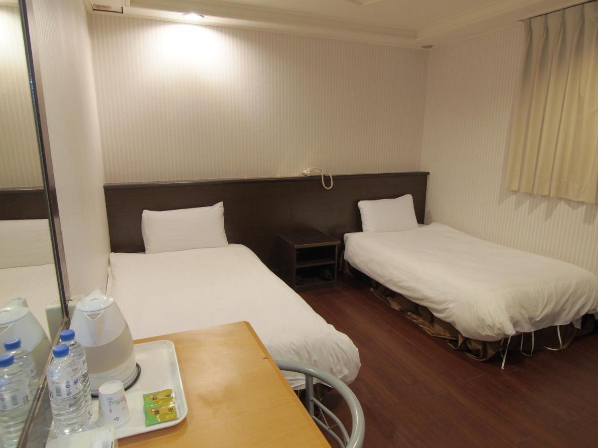 Yi Pin Yuan Hotel Tainan Exterior foto